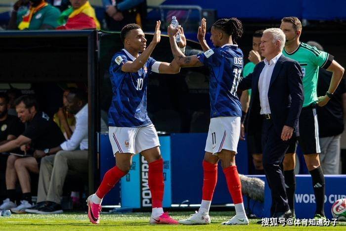狂进3球！世界杯夺冠大热门法国男足统治力强，姆巴佩风头盖登贝莱